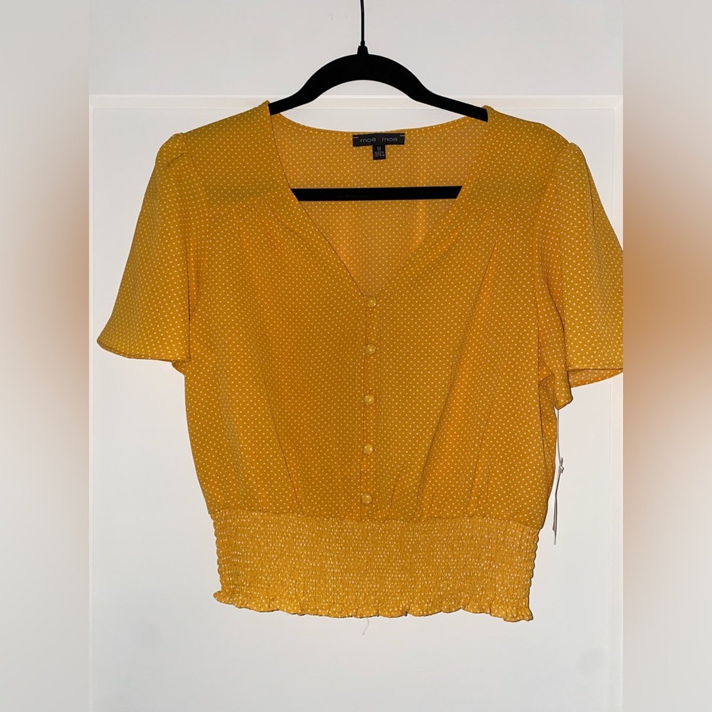moa moa Button up Yellow with White dots Short Sleeve Blouse